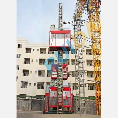 OEM सिंगल या डबल पिंजरा CH2000 रैक और पंख काटना Hoists निर्माण सामग्री लिफ्ट उपकरण