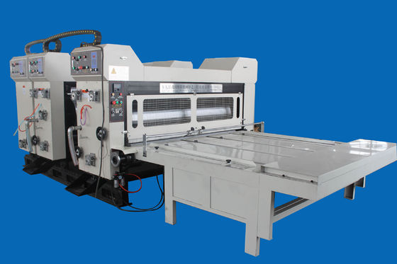 बढ़ती मोटरीकृत Flexo मुद्रण खांचाकरण मशीन 11kw, वायवीय ताला